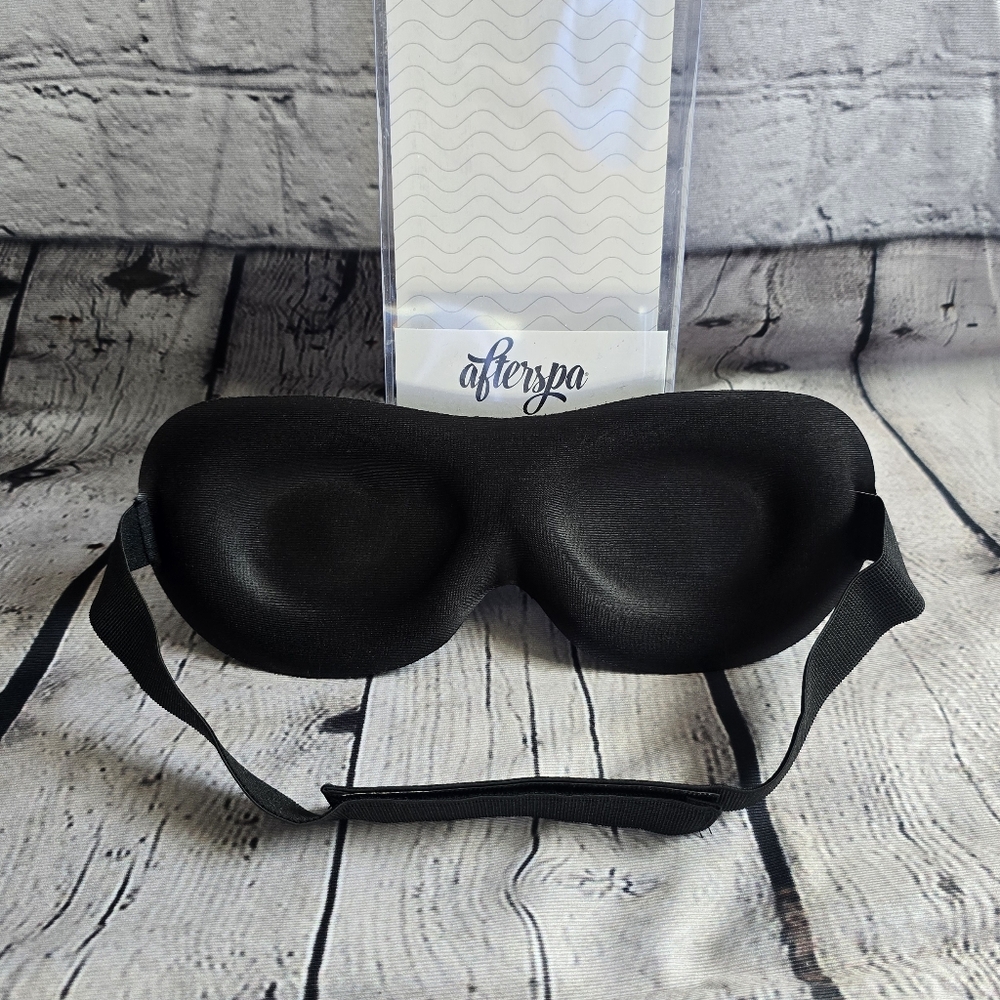 Black Sleep Mask - Picture 2 of 3